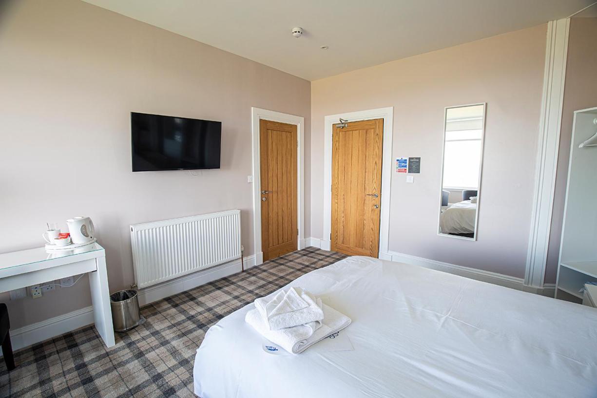 Poseidon Inn Lossiemouth Kültér fotó
